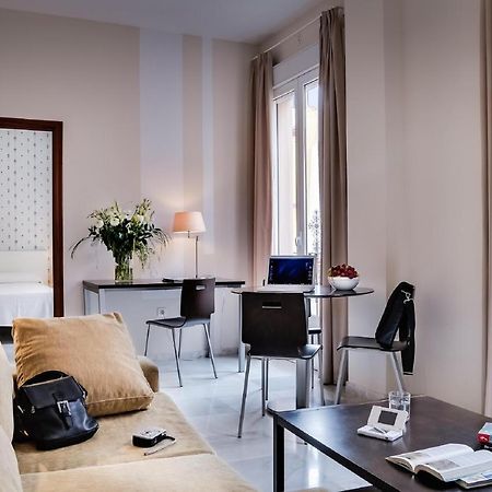 Apartamentos Las Cruces Sevilla Buitenkant foto