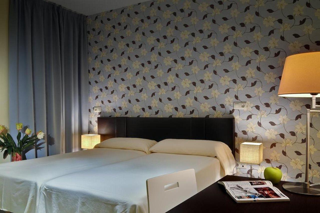 Apartamentos Las Cruces Sevilla Buitenkant foto