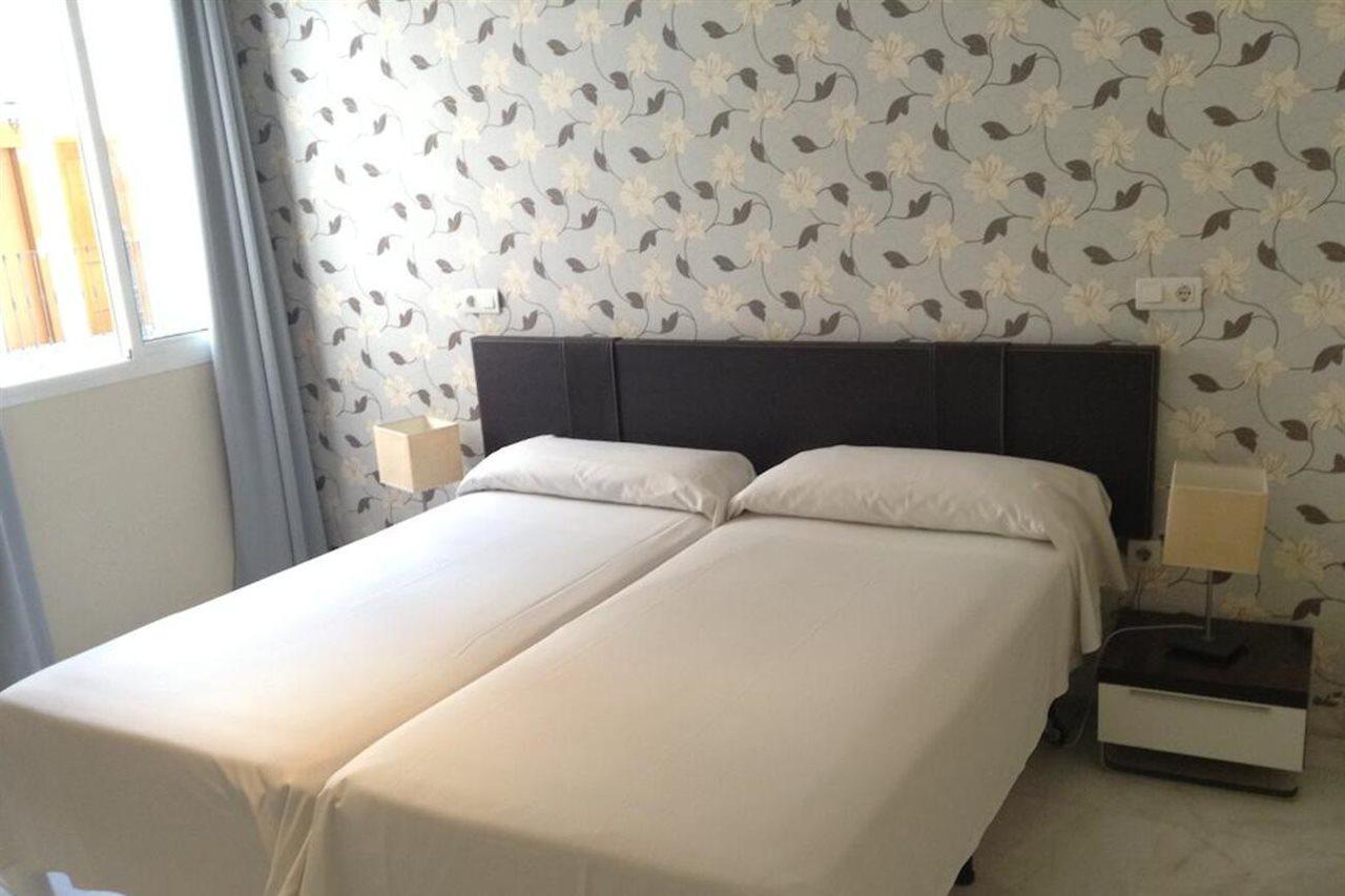 Apartamentos Las Cruces Sevilla Buitenkant foto