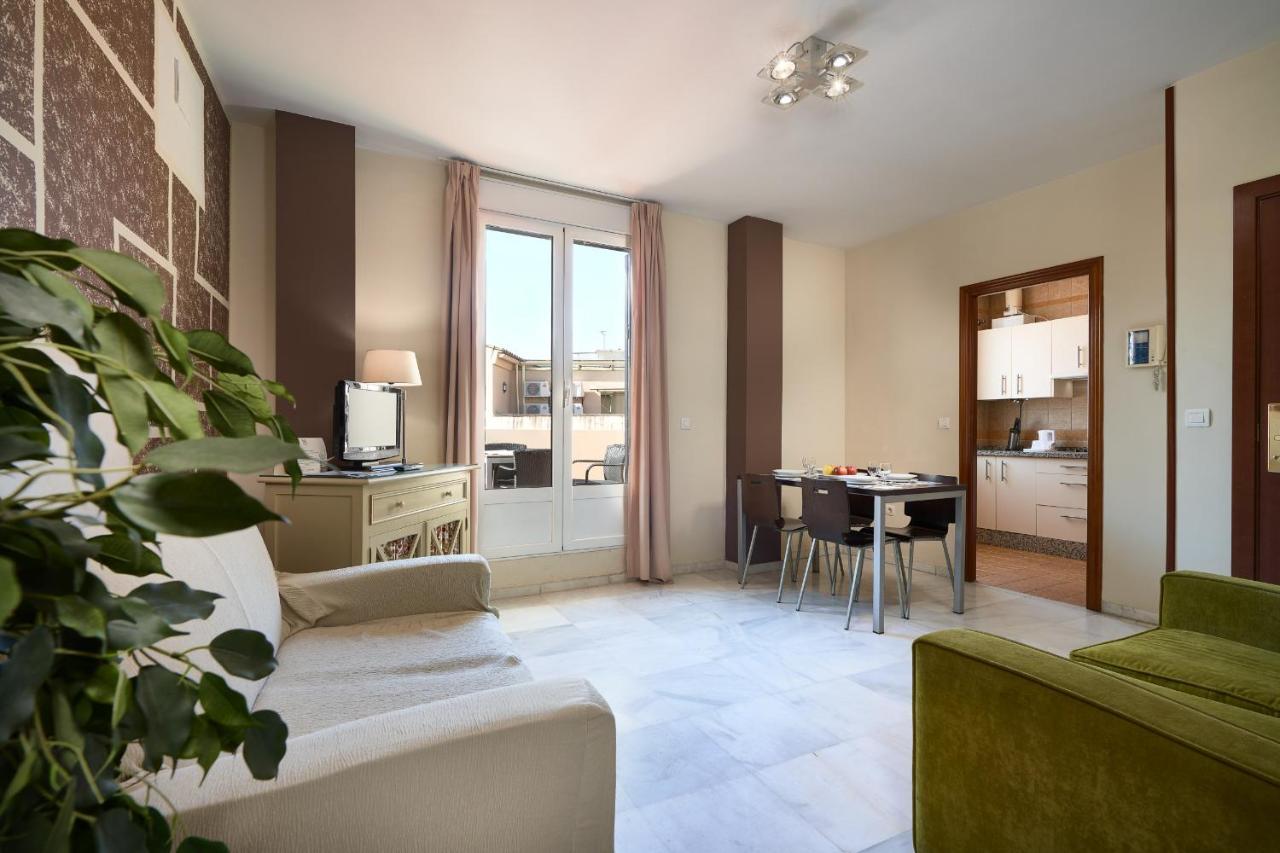 Apartamentos Las Cruces Sevilla Buitenkant foto