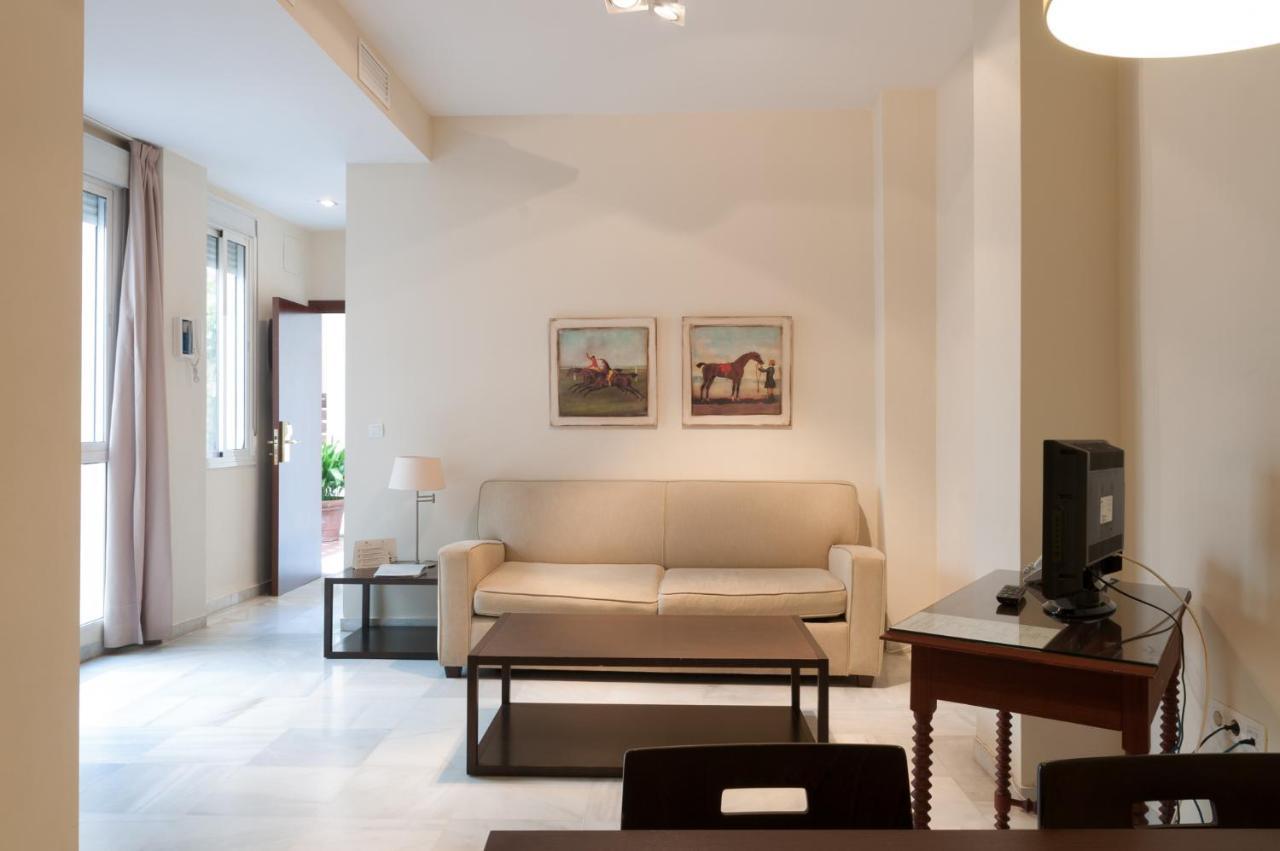 Apartamentos Las Cruces Sevilla Buitenkant foto