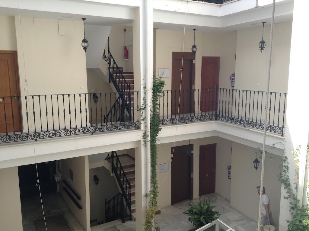 Apartamentos Las Cruces Sevilla Buitenkant foto