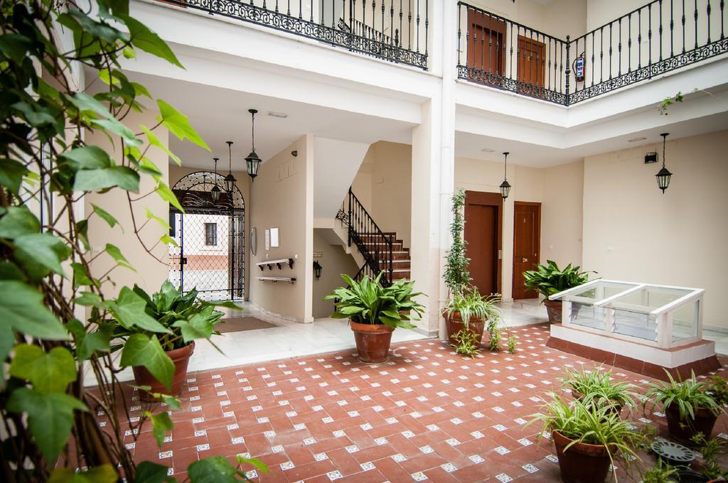 Apartamentos Las Cruces Sevilla Buitenkant foto
