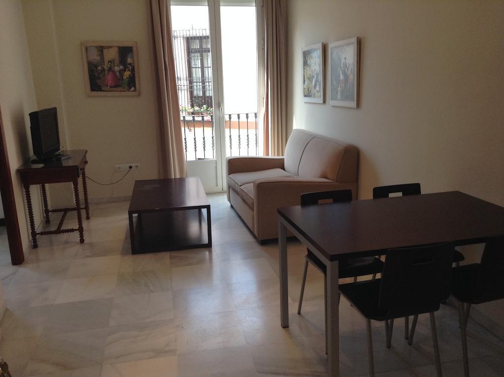 Apartamentos Las Cruces Sevilla Buitenkant foto