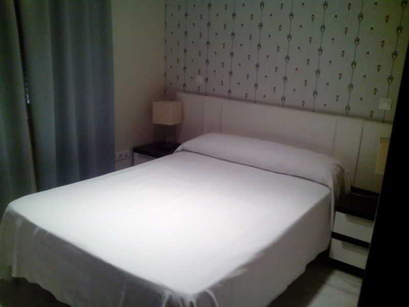 Apartamentos Las Cruces Sevilla Buitenkant foto